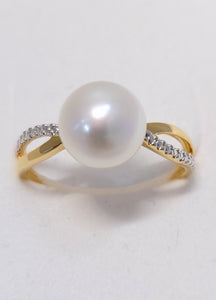 Bague or jaune 18ct avec perle et zirconiums 323-5