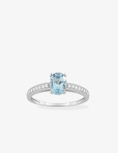 Bague en or blanc 9ct, topaze et zirconiums 402-49