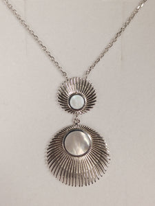Collier en nacre 654-575