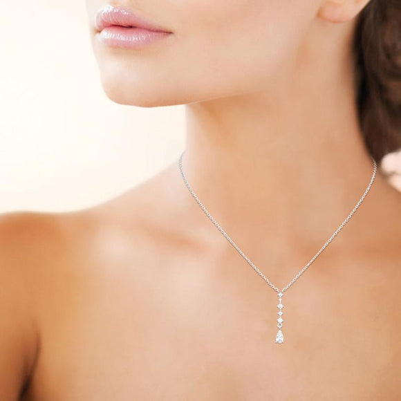 Collier en argent et zirconiums 654z2230