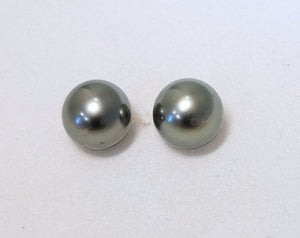 Boucles d'oreilles en or jaune 18ct et perles de Tahiti 384-287