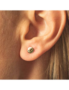 Boucles pastilles froissées en or jaune 9ct (petit modèle) 484-152