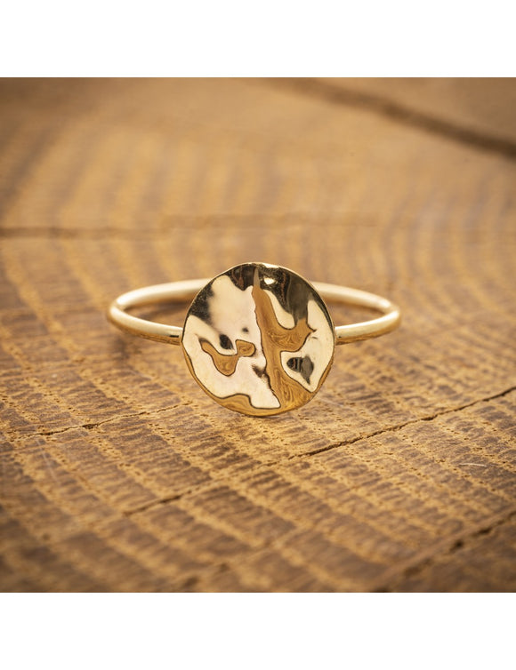 Bague avec pastille froissée de petite taille - 410-8