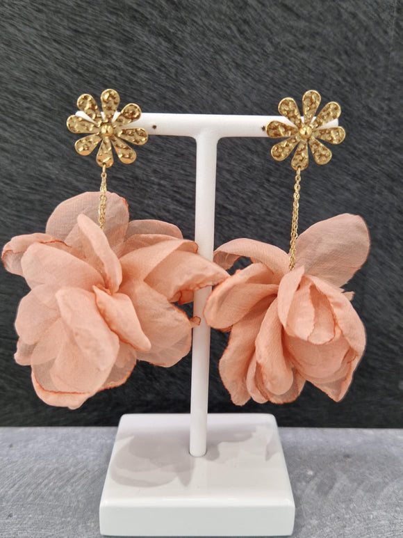 Boucles d'oreilles ZAG en acier doré et tulle nude 880J830