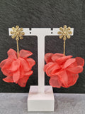 Boucles d'oreilles ZAG en acier doré et tulle corail 880J827