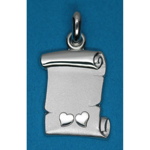 Pendentif Parchemin en argent coeurs