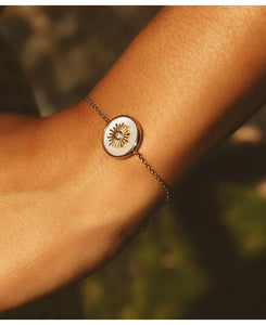 Bracelet souple soleil Nacre