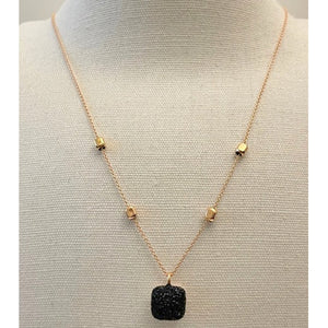 Collier WPLVE2105